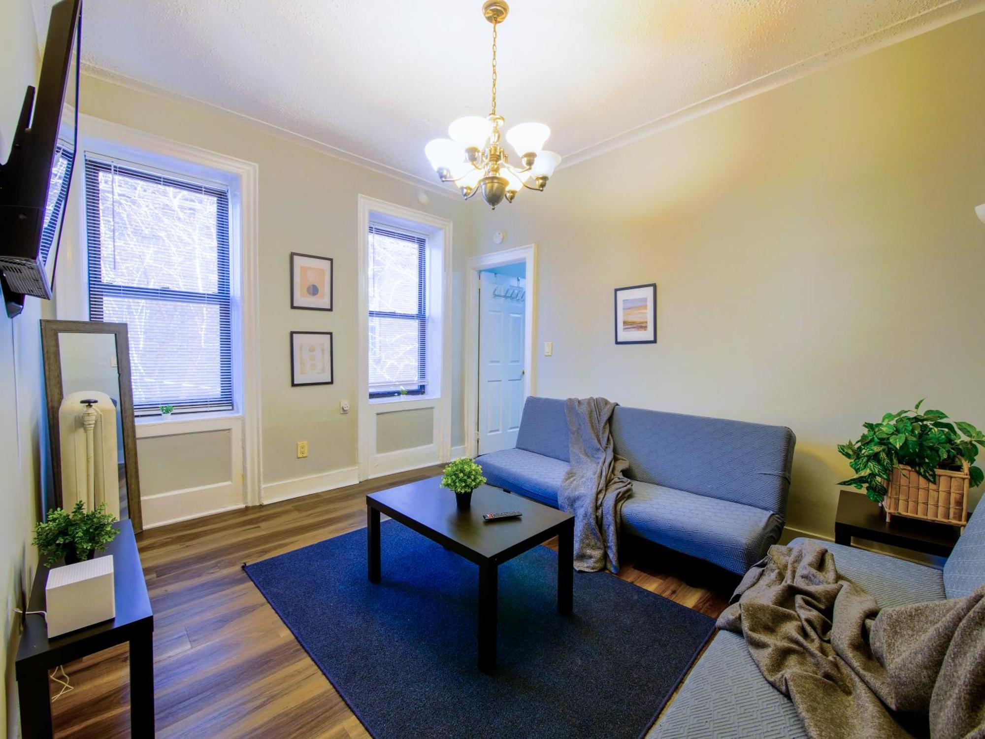 Charming 1Br Apartment Near Nyc Ideal For Urban Explorers Джерси-Сити Экстерьер фото